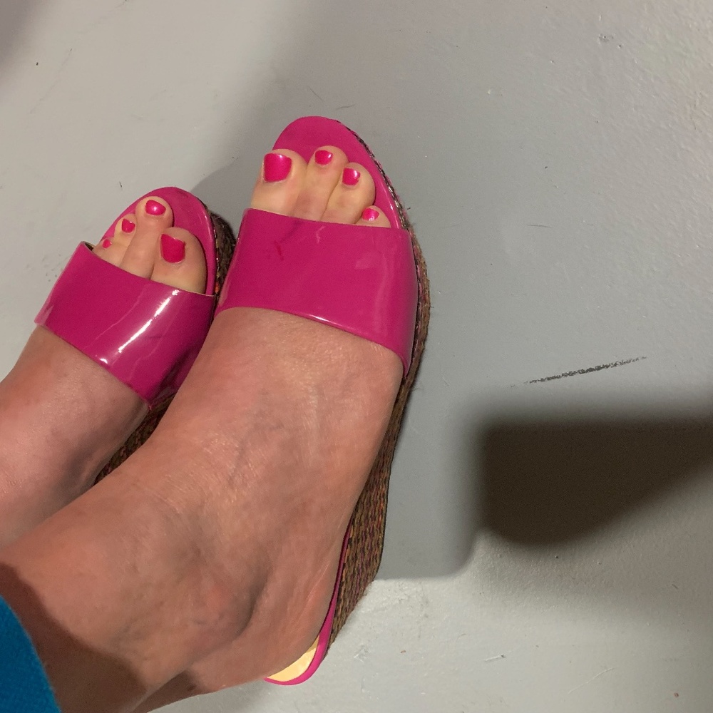 sandals
